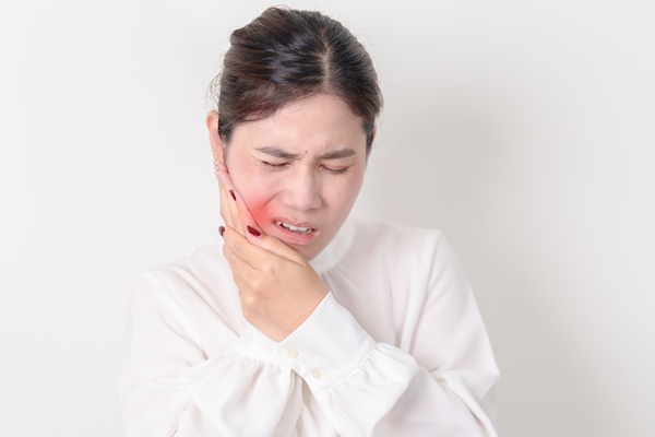 Non Surgical Vs  Surgical Gum Disease Treatment: What To Expect